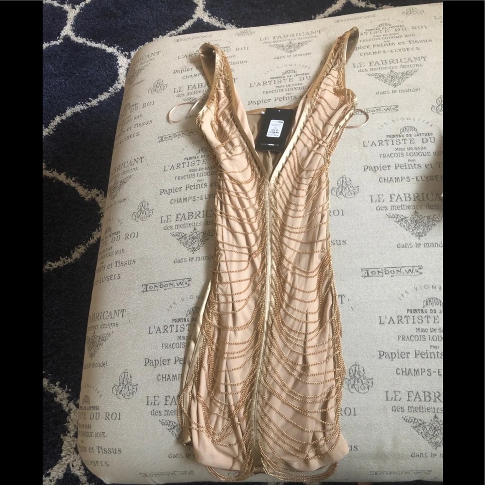 Fashion nova seductive evening dress! W/chains!￼ - Picture 2 of 4